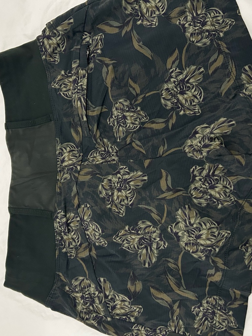 Athleta Black Trekkin North Printed Short
